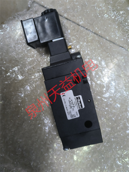天益機電parker工業(yè)產(chǎn)品"D1FVE02CCONM0314" "B8E1ADB4502C" "RE25E17W1SN1XW27" "DSDU1078E25K" 